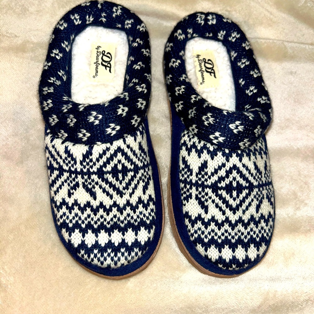 Women’s House Shoes By Dear Foam